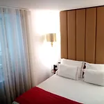 Hotel The 7 Hotel, Suites, & Lisbon