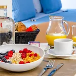 The 7 Hotel, Suites, & 3* Lisbon