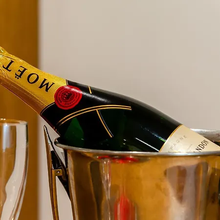 Hotell The 7 Hotel, Suites, & Lisboa