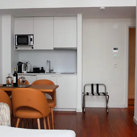 The 7 Hotel, Suites, &