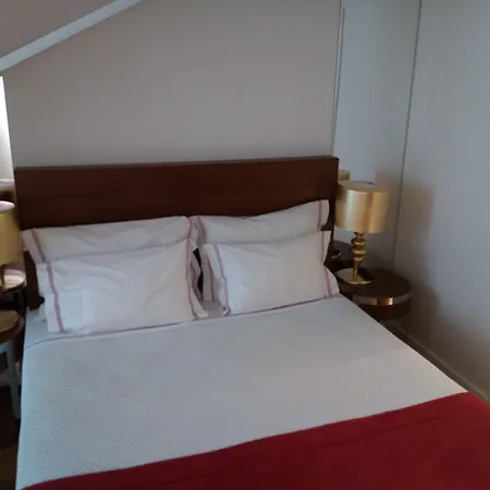 Hotell The 7 Hotel, Suites, &