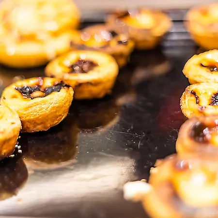 The 7 Hotel, Suites, &