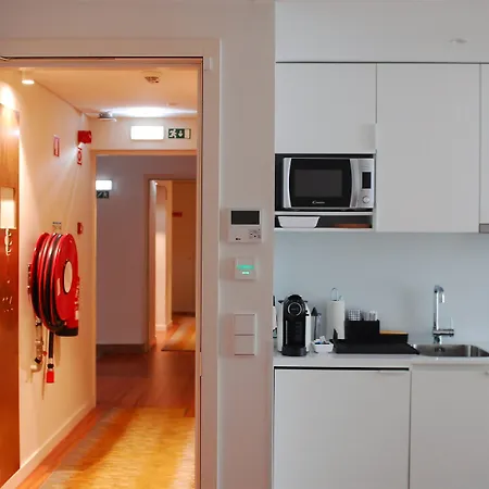 Hotell The 7 Hotel, Suites, & 3*