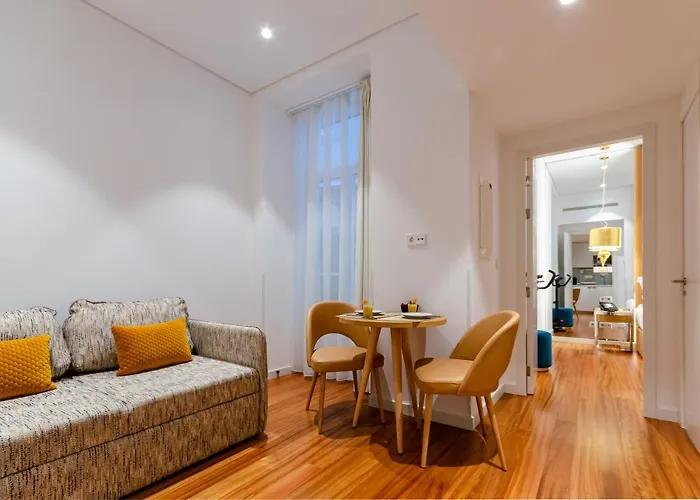 The 7 Hotel, Suites, & Hotel 3*