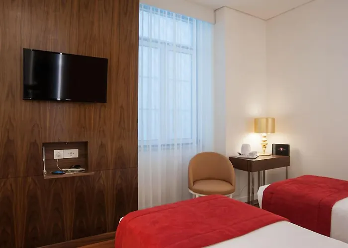 Hotel The 7 Hotel, Suites, & Lisbon