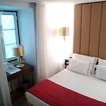 Ξενοδοχείο The 7 Hotel, Suites, &