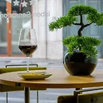 The 7 Hotel, Suites, & Lisboa