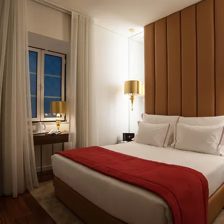 The 7 Hotel, Suites, & Hotel