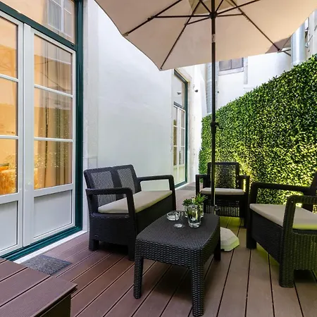 The 7 Hotel, Suites, &