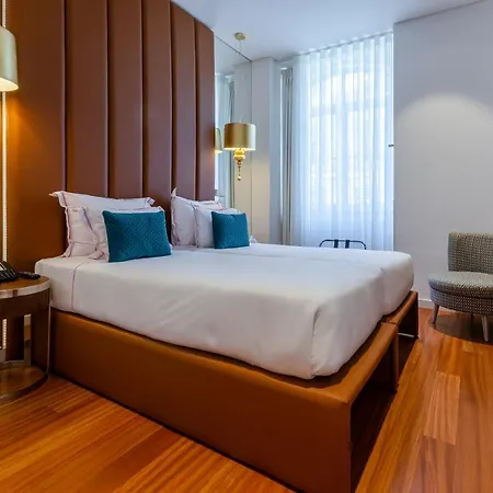 ホテル The 7 Hotel, Suites, & 3*