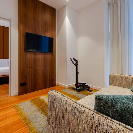 ホテル The 7 Hotel, Suites, &