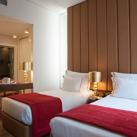 The 7 Hotel, Suites, & 3*