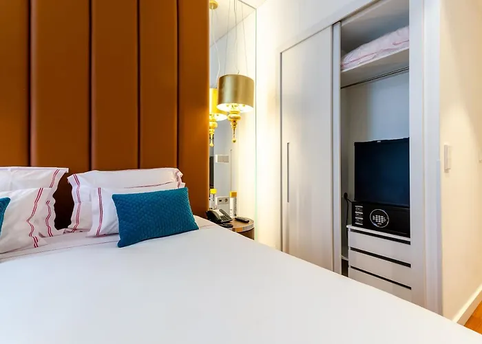 The 7 Hotel, Suites, & Hotel Lisbon