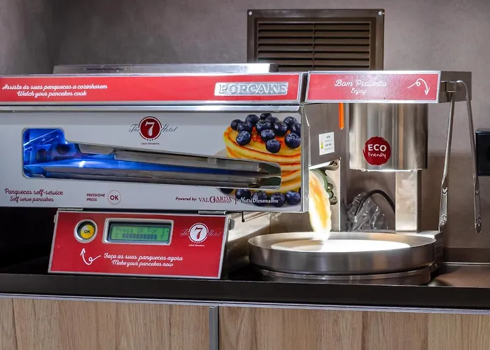 Hotel The 7 Hotel, Suites, & 3*