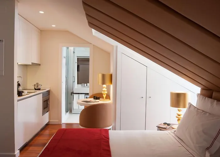 Hotel The 7 Hotel, Suites, & 3*