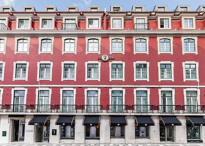 The 7 Hotel, Suites, & Hotel 3*