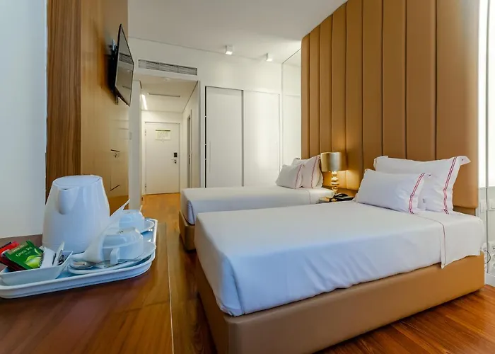 The 7 Hotel, Suites, & Hotell Lisboa