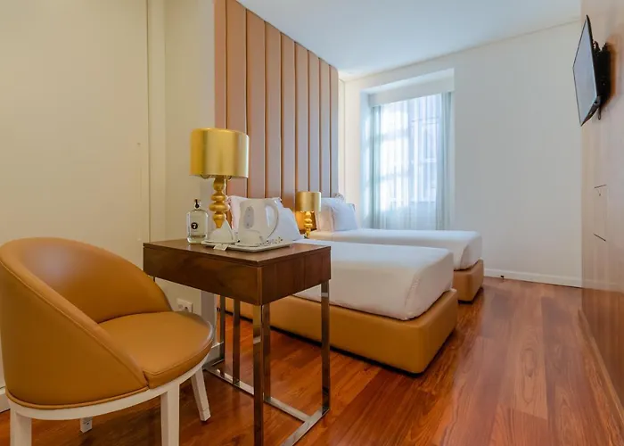 The 7 Hotel, Suites, & Hotel