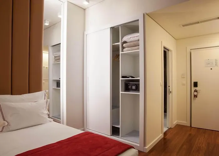 The 7 Hotel, Suites, & Hotel Lisbon