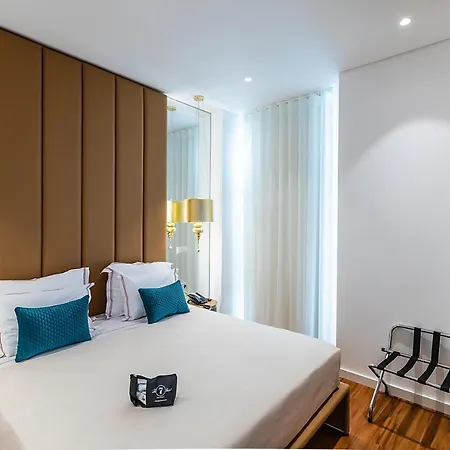 The 7 Hotel, Suites, &