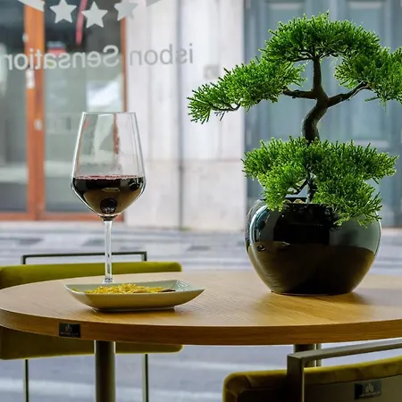 The 7 Hotel, Suites, & Lissabon