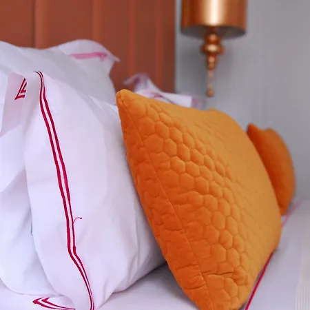 The 7 Hotel, Suites, & 3* Lissabon