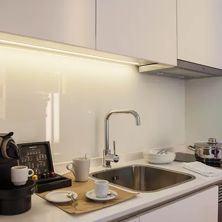 The 7 Hotel, Suites, & 3* Lissabon